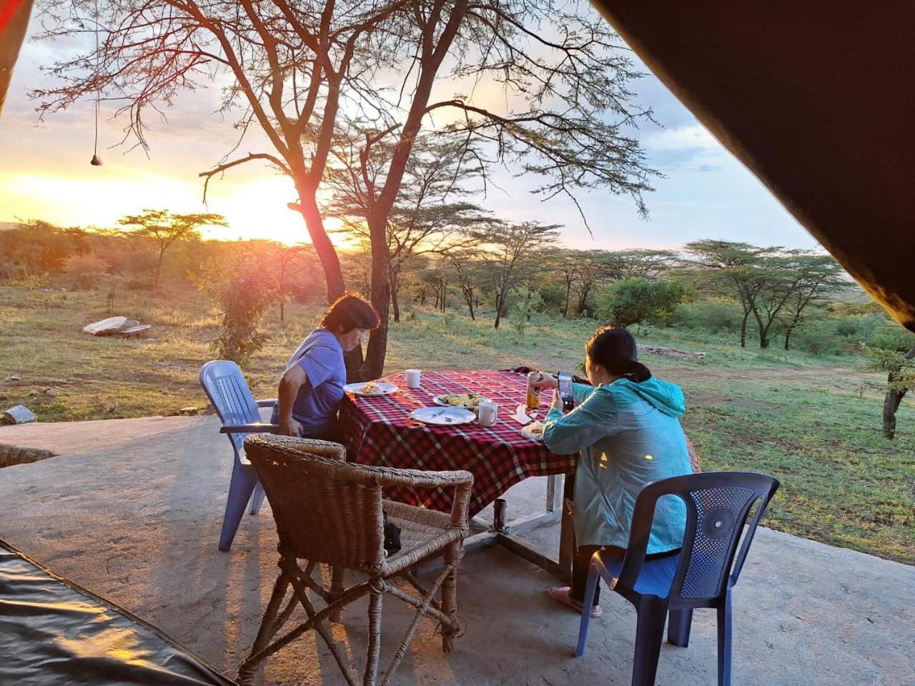 Oloirien Tented Camp Mara Simba المظهر الخارجي الصورة