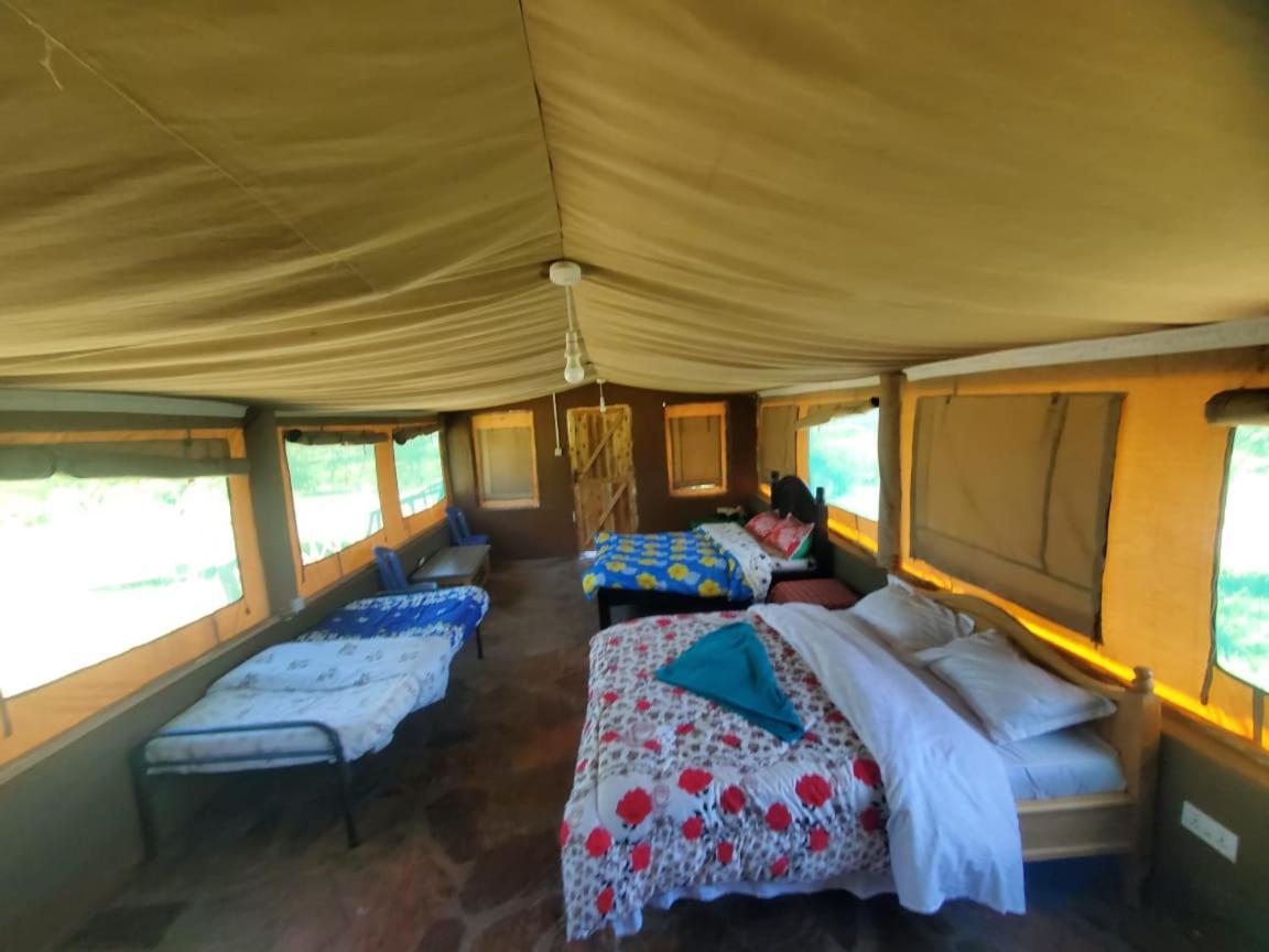 Oloirien Tented Camp Mara Simba المظهر الخارجي الصورة